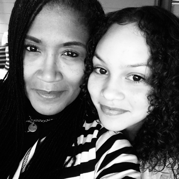 Meet your Posher, Mrs - Picture 3 of 12